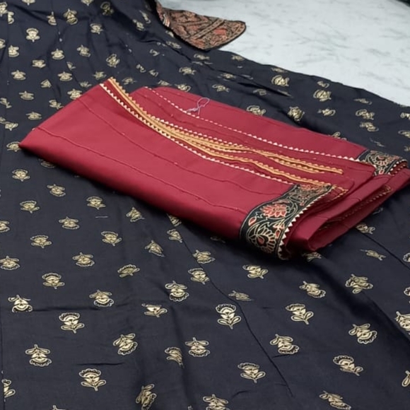 New long dress kurti black with dupatta - Picture 2 of 3